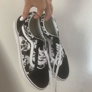 Old Skool Skull Vans